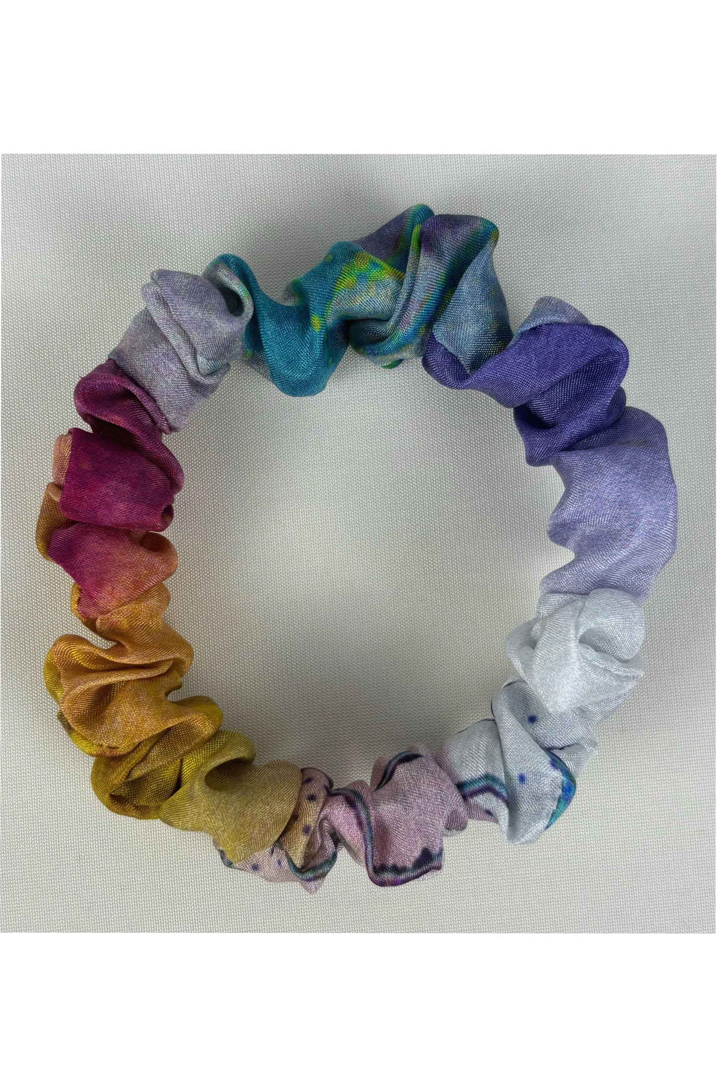 Seidenscrunchie REGENBOGEN