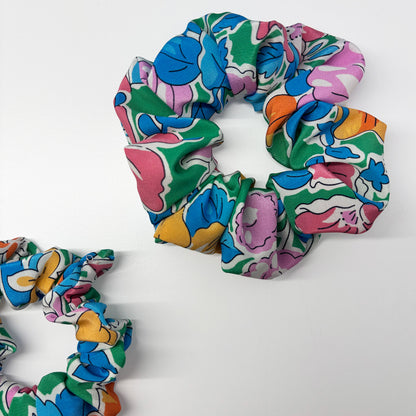 Seidenscrunchie GREEN FLOWER